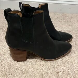 Madewell black leather booties. Size 11